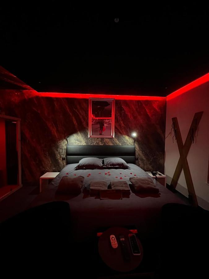 Spa De La Quarterelle Love Room 88 Vosges Remiremont Exterior foto